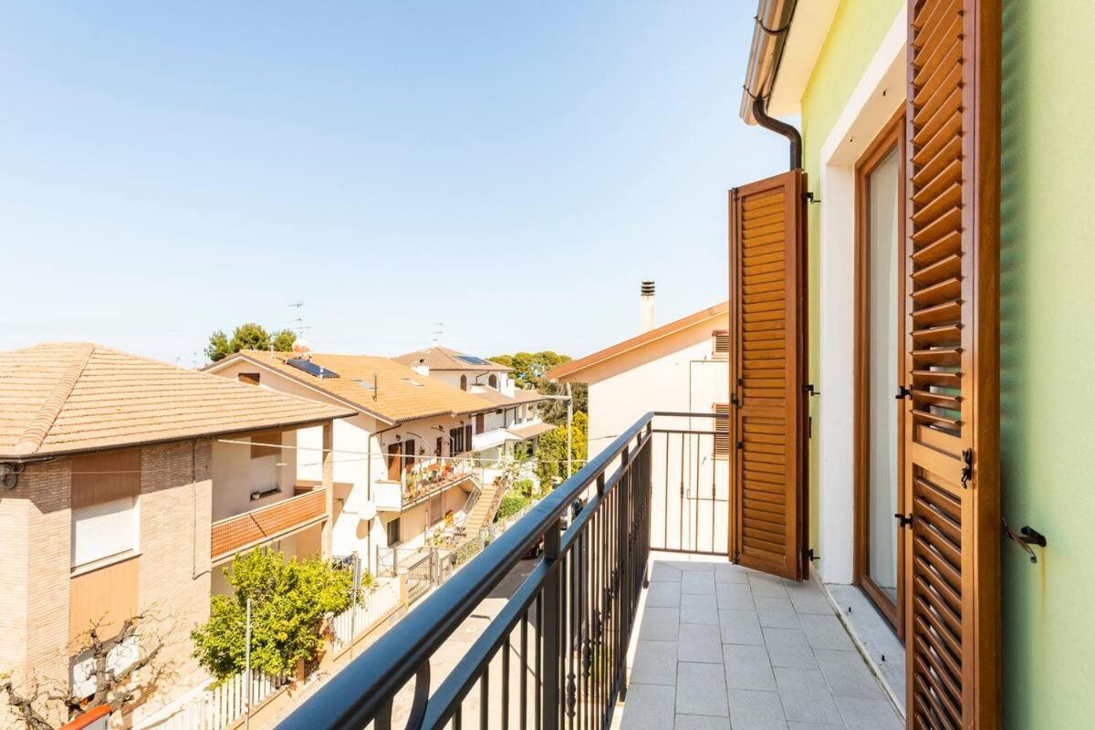 Casa Lilly Apartment Porto Sant'Elpidio Bagian luar foto