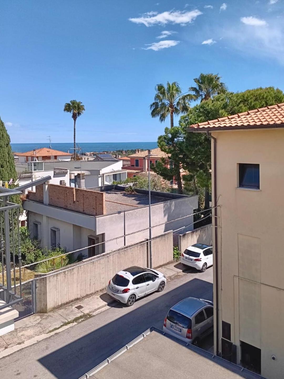 Casa Lilly Apartment Porto Sant'Elpidio Bagian luar foto